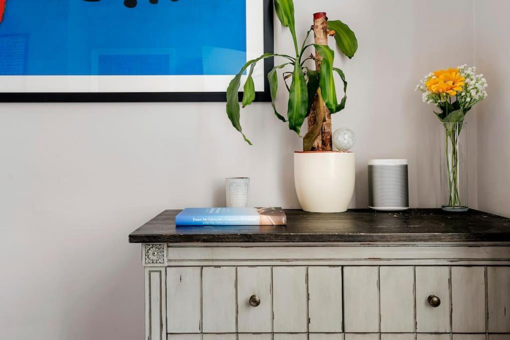 Apartment Contemporary Clapham Living
