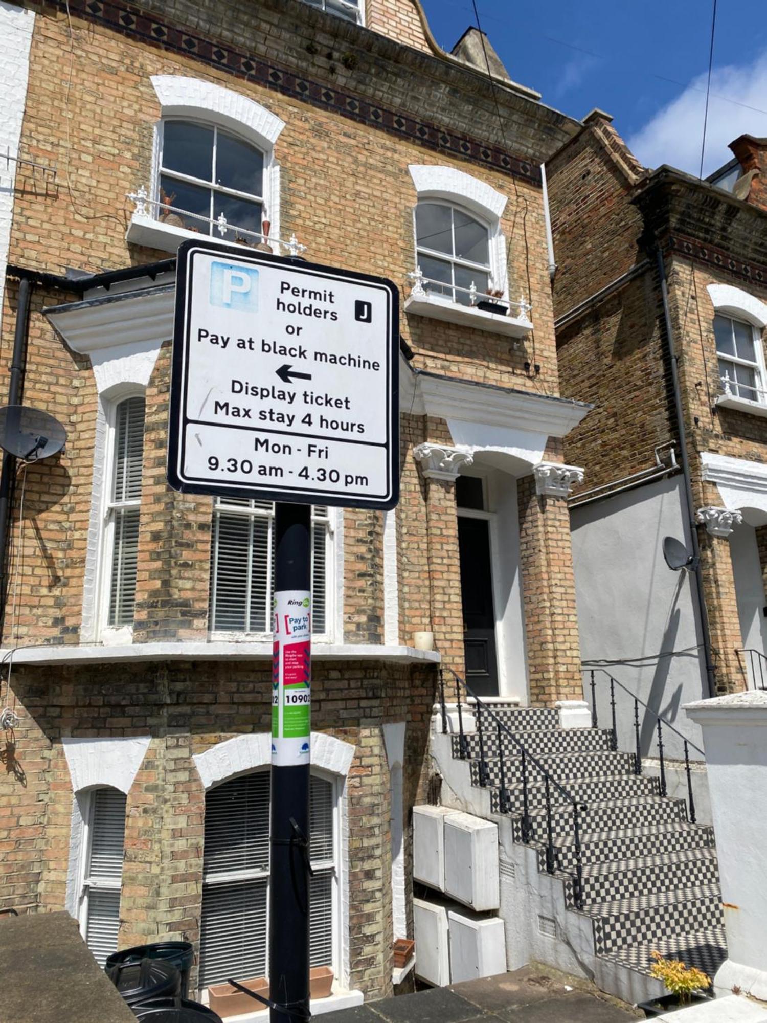 Contemporary Clapham Living Apartment London